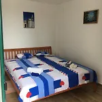 Zuzi Otok Hrvatska Apartment *