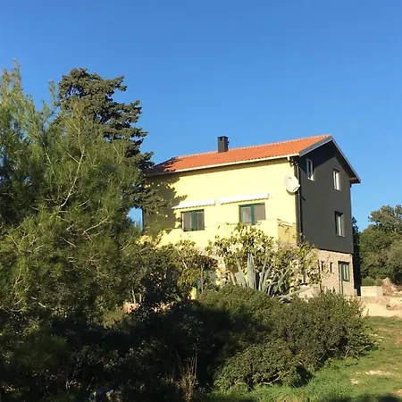 Zuzi Otok Hrvatska Apartment