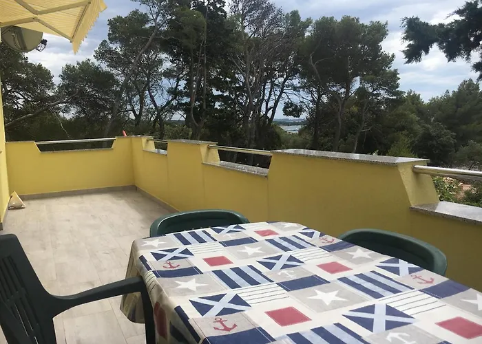 Appartamento Zuzi Otok Hrvatska
